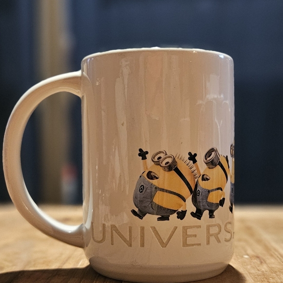 Minions Ceramic Mug - Picture 1 of 2
